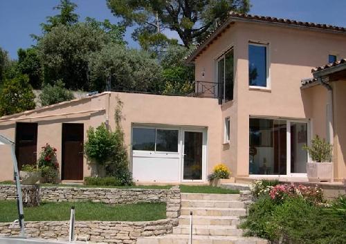 Villa sur une butte entre Luberon et Comtat Venaissin